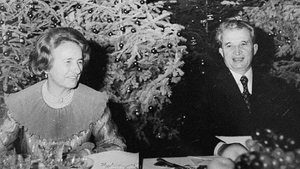 Salariul minim era 2.855 de lei, Ceausescu avea 18.000 de lei! Vezi aici cat castigau inainte de Revolutie romanii!