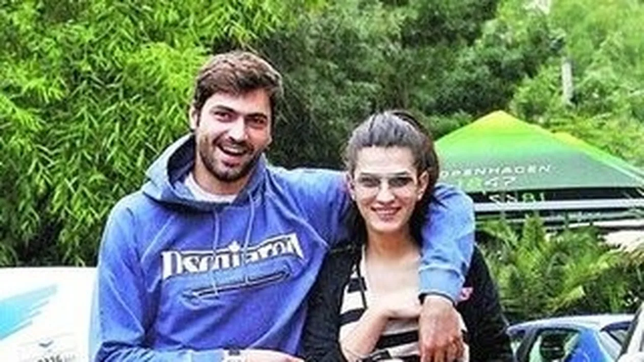 Fata lui Ogica a renuntat la televiziune la cererea fotbalistului. Ropotan ii deschide salon de infrumusetare iubitei sale