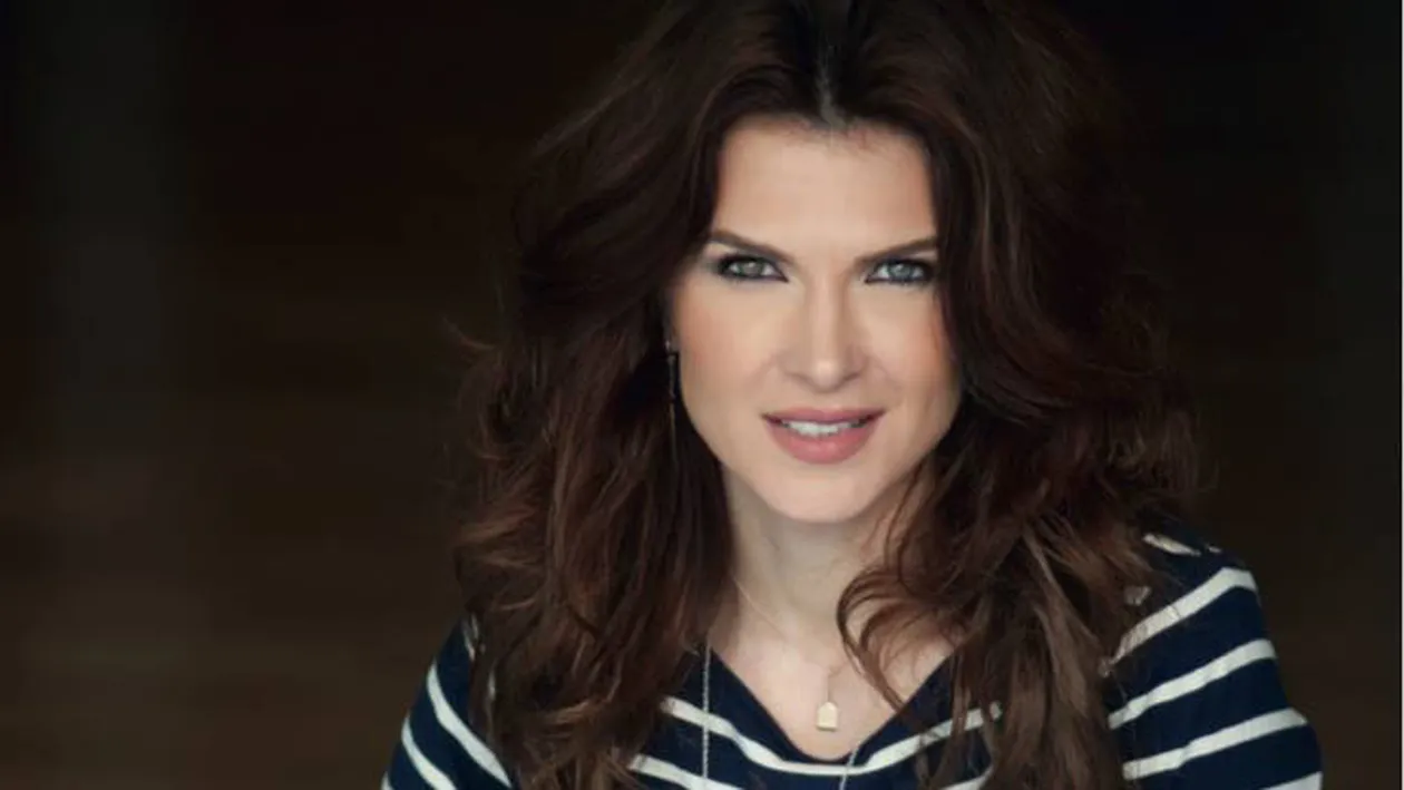 Monica Barladeanu, schimare radicala de look? Cum crezi ca i-ar sta cu parul scurt?