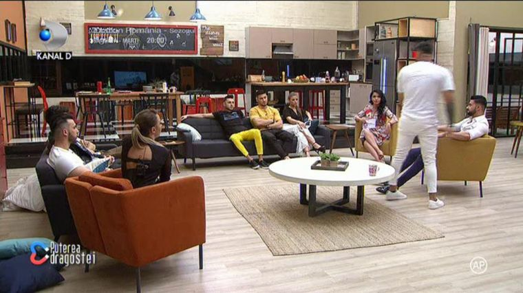 Andreea Mantea a răbufnit la TV: “Și ce problemă ai tu cu staff-ul?”. După replicile acide, Hamude a părăsit emisiunea “Puterea Dragostei”