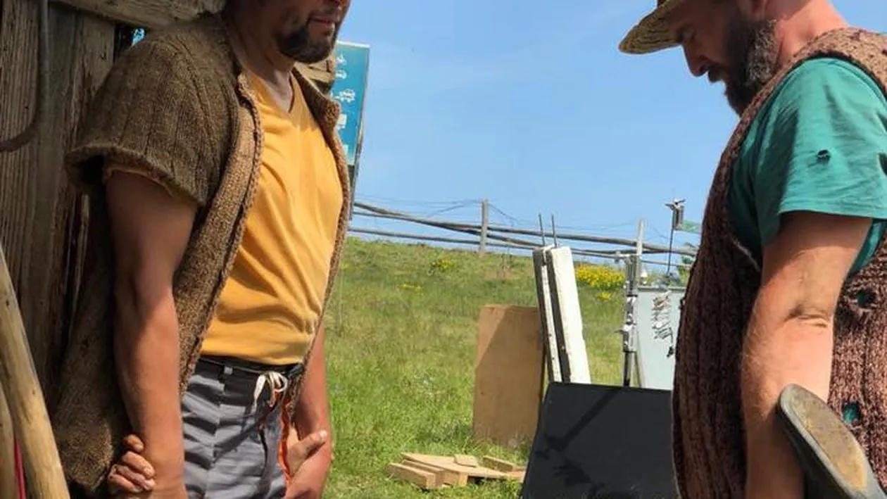 Cosmin Seleși, plin de sânge! Ce i-au făcut Alin Panc și Văru' Săndel