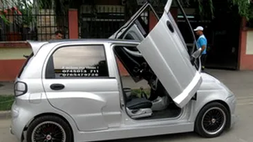 Volan de F1, LCD in tetiere, subwoofer cat tot portbagajul! Asta este Matizul mai scump decat un Mercedes - Vezi cum arata micutul animal