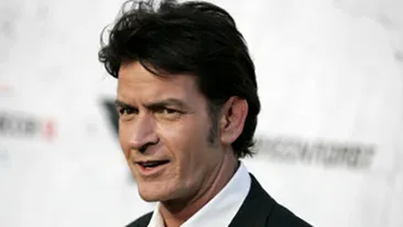 Actorii care au scos cei mai multi bani din seriale. Charlie Sheen e in frunte!