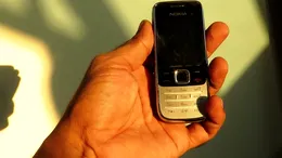 După 25 de ani Nokia 3210 se pregătește să revină pe piață. Cum arată clasicul telefon în 2024, într-o eră a tehnologiei avansate