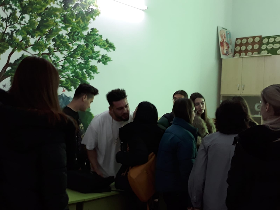 Dorian Popa i-a locul lui Selly la școală