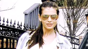 Avocata Monicai Columbeanu: Ea ar vrea ca Irina sa stea la Irinel cat timp este plecata in America