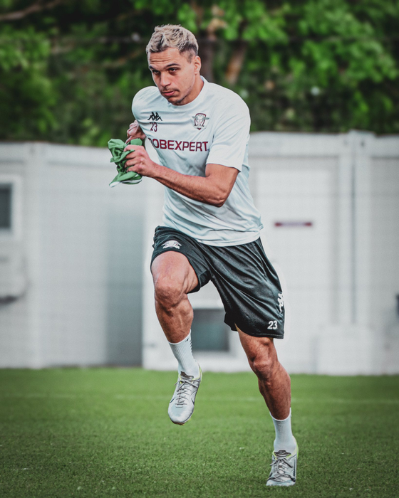 Viața nevăzută a unui fotbalist de milioane! Cristi Manea a trecut prin depresie, scandaluri și o moarte care l-a devastat: ”Mi-a fost foarte greu! Am primit o forță divină”