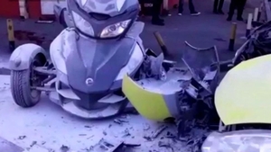 Accident teribil în București, după ce un bărbat a făcut infarct la volan. Bilanțul victimelor