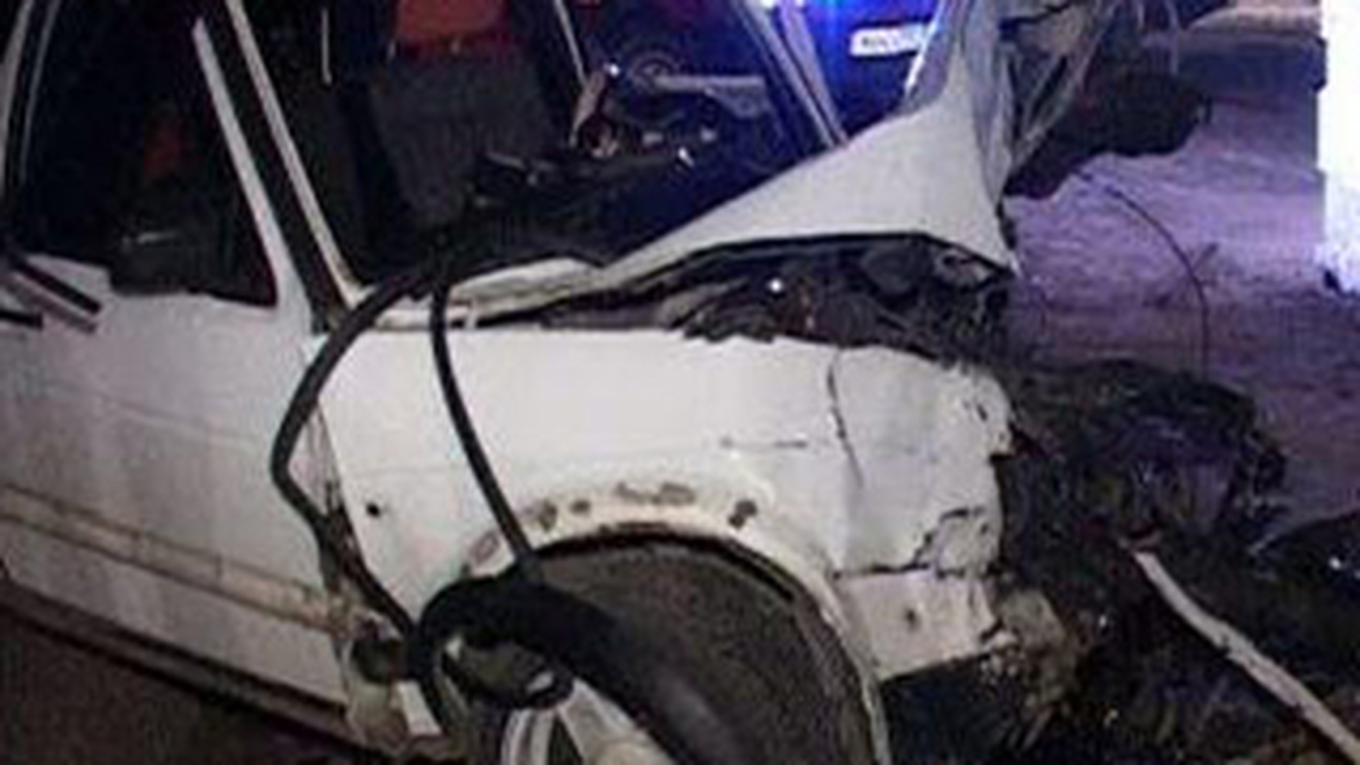 Doi tineri au murit intr-un accident de masina in Cornetu!