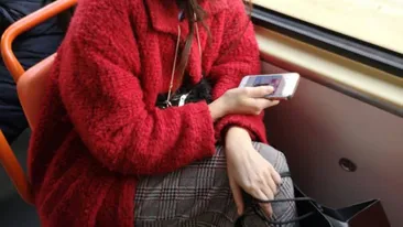 Scene fabuloase în tramvaiul 41. Bucureștenilor nu le-a venit să creadă. E chiar vedeta Kanal D