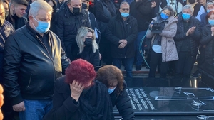 Sora lui Petrică Mâţu Stoian a cedat la înmormântare. Ce a făcut când sicriul a fost coborât în groapă