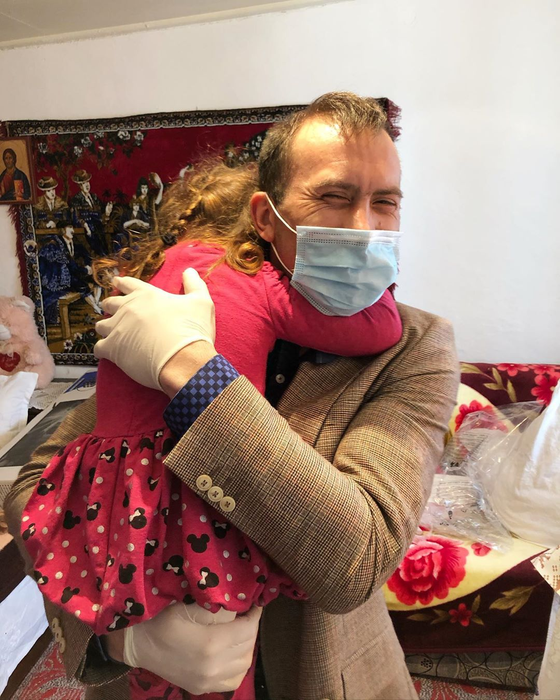 Vulpița, acuzată de socrii săi că nu este însărcinată cu Viorel Stegaru. “Ei au văzut filmulețul cu ea filmată pe câmp, în timp ce era cu niște băieți”