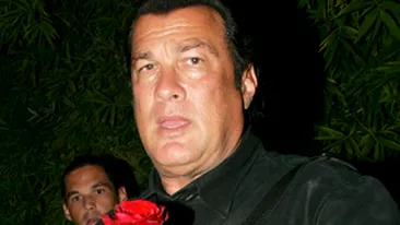 Fosta dadaca a lui Steven Seagal: Este un gentleman cu adevarat!