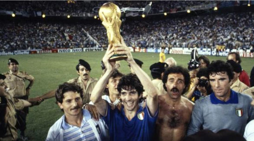 A murit Paolo Rossi, eroul Italiei la Cupa Mondială din 1982! Avea 64 de ani!