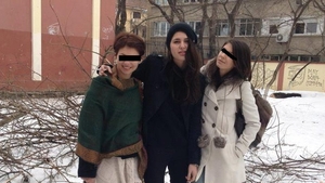 Aceeasi Marie, cu alta palarie! Eleva care i-a luat iubitul Innei se transforma in “ratusca cea urata” departe de Lucian!