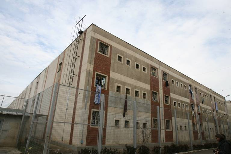 Copos nu a avut deloc viaţă uşoară la Penitenciarul Rahova