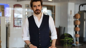 TUNCAY, surprins cu o blondă în apartamentul ANDREEI MARIN, la doar o lună de la divorţ!