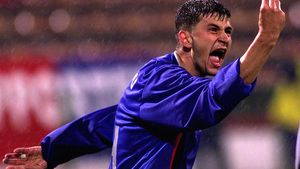 CLAUDIU RĂDUCANU a primit o veste proastă la scurt timp după ce i s-a propus să antreneze CSA Steaua. E vorba de bani!