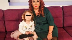 Oana Roman, din nou probleme cu greutatea! Vedeta a pierdut lupta cu kilogramele