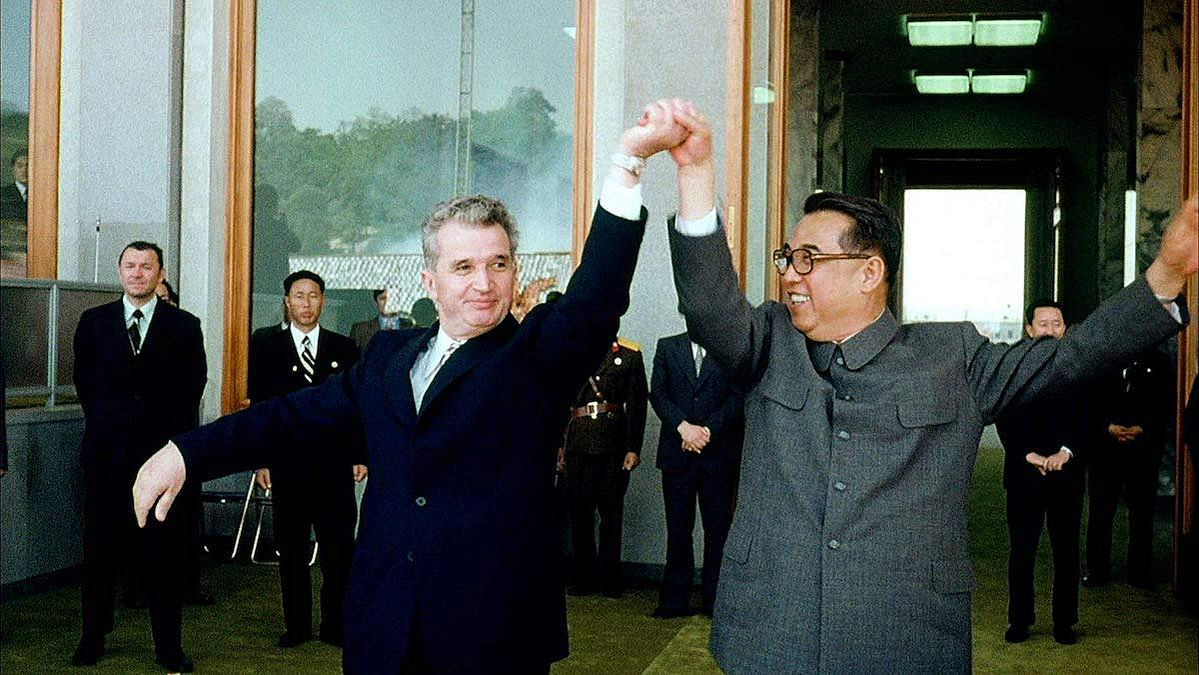 Cum își sărbătorea Nicolae Ceaușescu ziua de naștere! Fostul dictator primea cadouri personalizate din toată țara