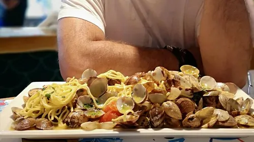 Cum a ajuns să arate Chef Cătălin Scărlătescu după ce a slăbit 52 de kilograme