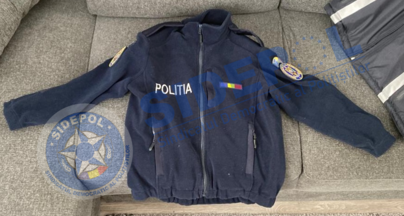 Sindicaliștii din poliție sunt revoltați de uniformele pe care le-au primit. Sursă foto: Facebook Sidepol