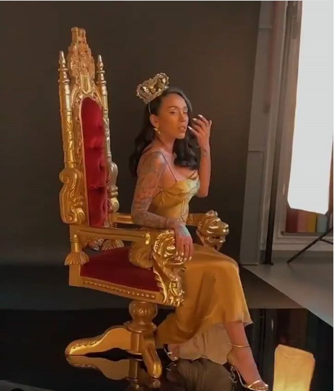 De la șef de șantier, la prințesă pe tron. Ruby, superbă în ultimul pictorial | VEZI POZE
