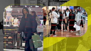 Iuliana Beregoi a încercat să se ascundă, însă fără succes. Zeci de fani au luat-o cu asalt la mall