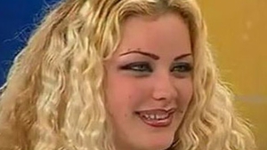 Pielea fina cu cheltuiala se tine! Bianca Slav, pe masa de disectie... estetica. Ce sume colosale da ca sa fie comparata cu Barbie