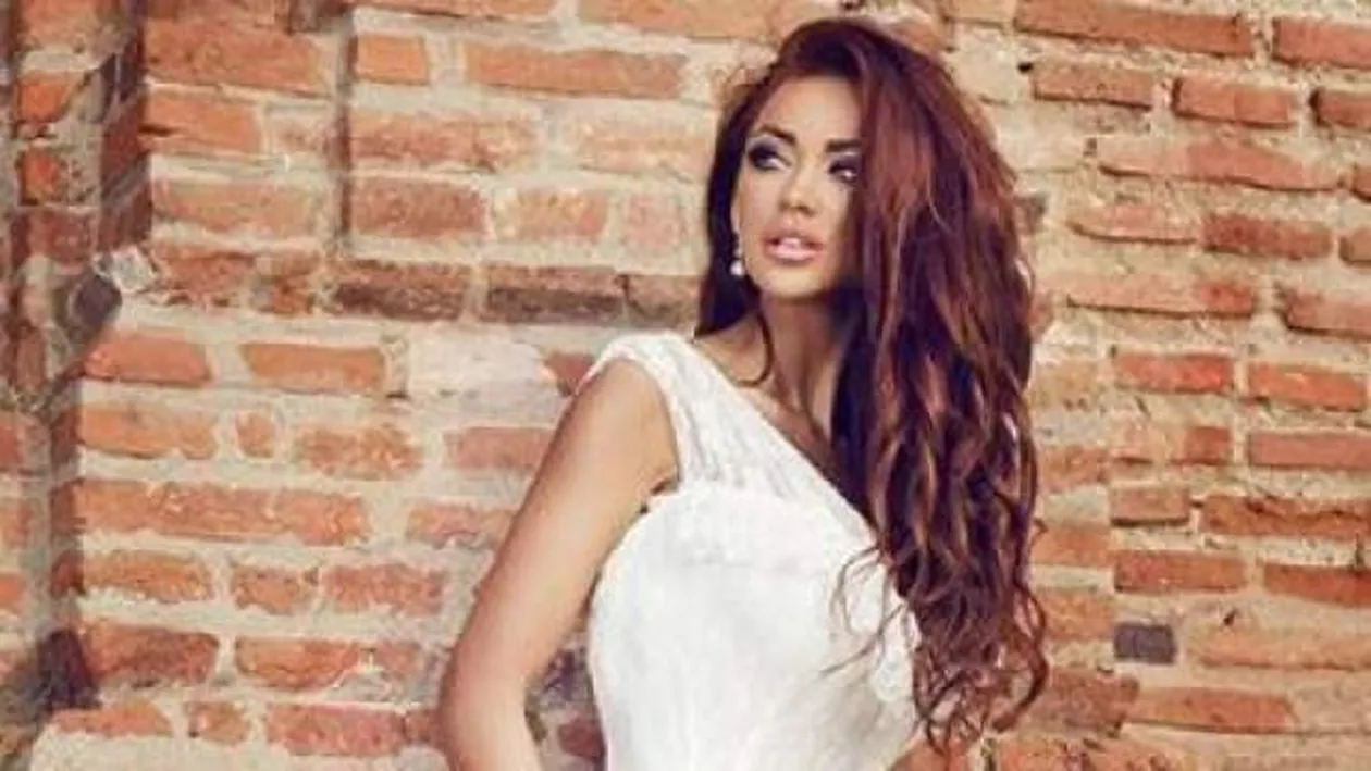 O manea pentru Victor Slav! Este dedicaţia Biancăi, pe care a dansat şi şi-a ondulat posteriorul! Ce s-a întâmplat