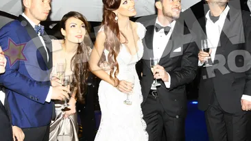 Cel mai dulce moment al nuntii Biancai cu Victor Slav! Mirii au taiat tortul etajat sub un cer plin de artficii