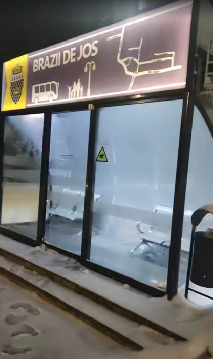 Comuna din România care lasă în urmă până și Capitala! Stații de transport după modelul din Dubai. Localnicii stau la căldură și iarna