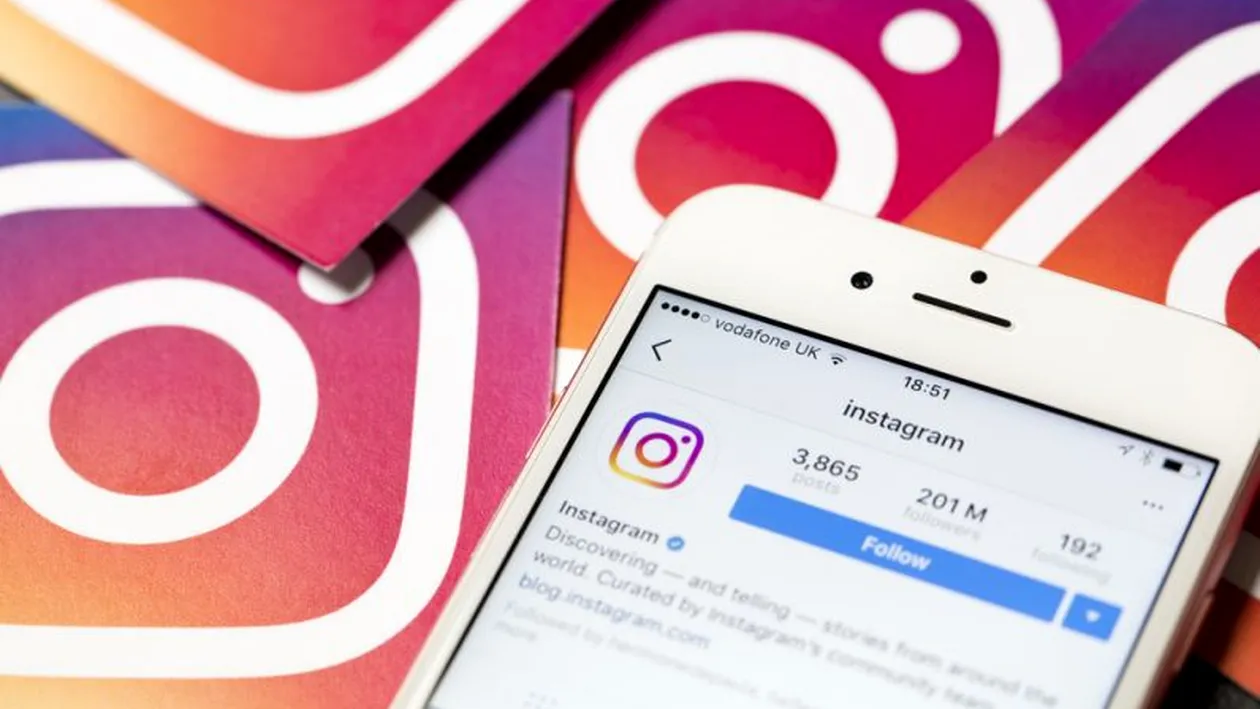 Instagram va ascunde numărul like-urilor, pentru a “înlătura presiunea” resimțită de utilizatori