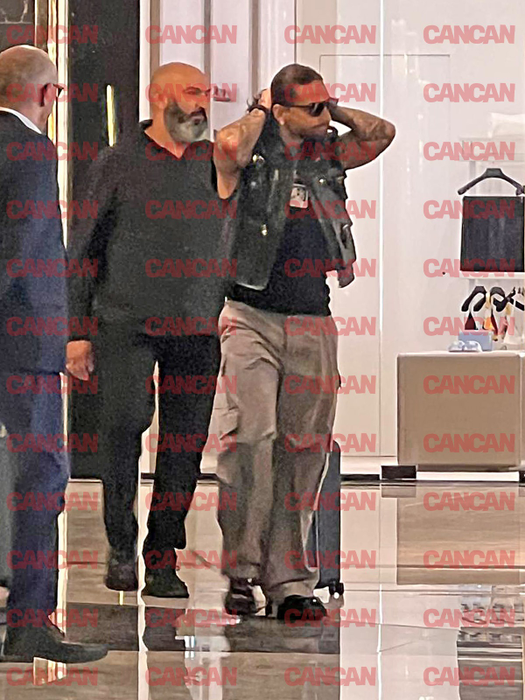 CANCAN.RO l-a surprins pe Maluma la cel mai atre hotel de pe litoral