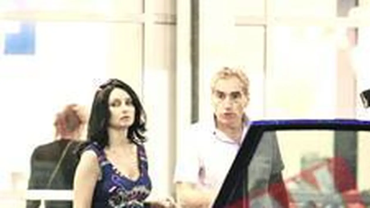 De ce a plecat Petre Roman in vacanta fara iubita lui?