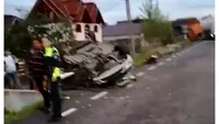 Accident cumplit! O fetiță de 12 ani a murit pe loc, șapte persoane au fost rănite!