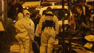 Un bărbat și-a decapitat mama, apoi... Polițiștii au fost șocați