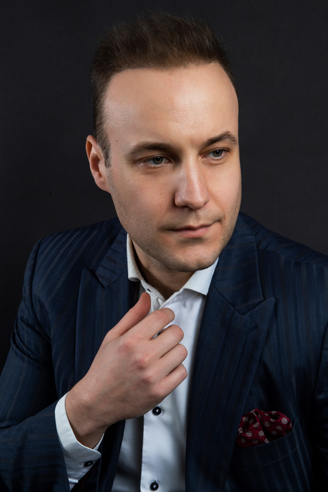 L-am găsit pe soțul secret al Corinei Dănilă! E celebru și cu 12 ani mai tânăr