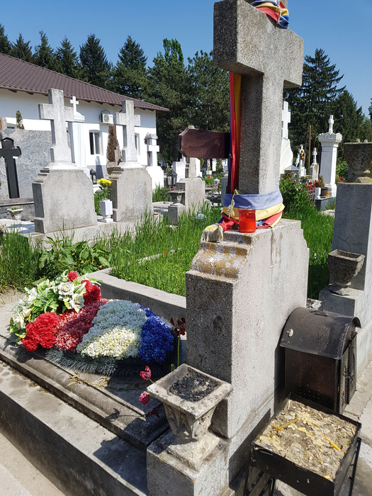Mormântul Stelei Popescu, în ajunul Învierii