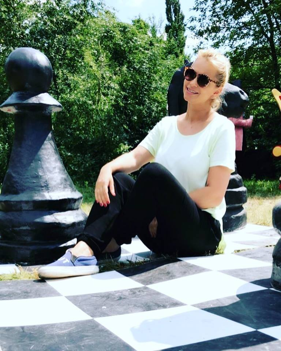 Paula Chirilă, pățanie memorabilă: ”Doamne, mi s-au văzut chiloții, mi s-au văzut toate desuurile, toate dedesubturile”