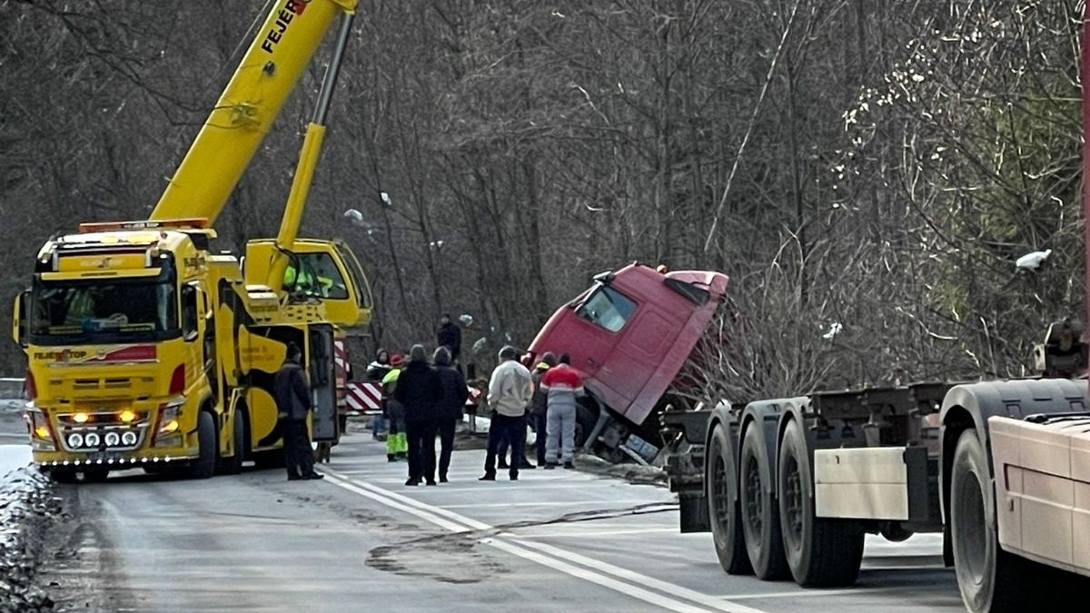 VIDEO. Trafic blocat între Predeal și Rîșnov! Coada de maşini se întinde peste 5 kilometri