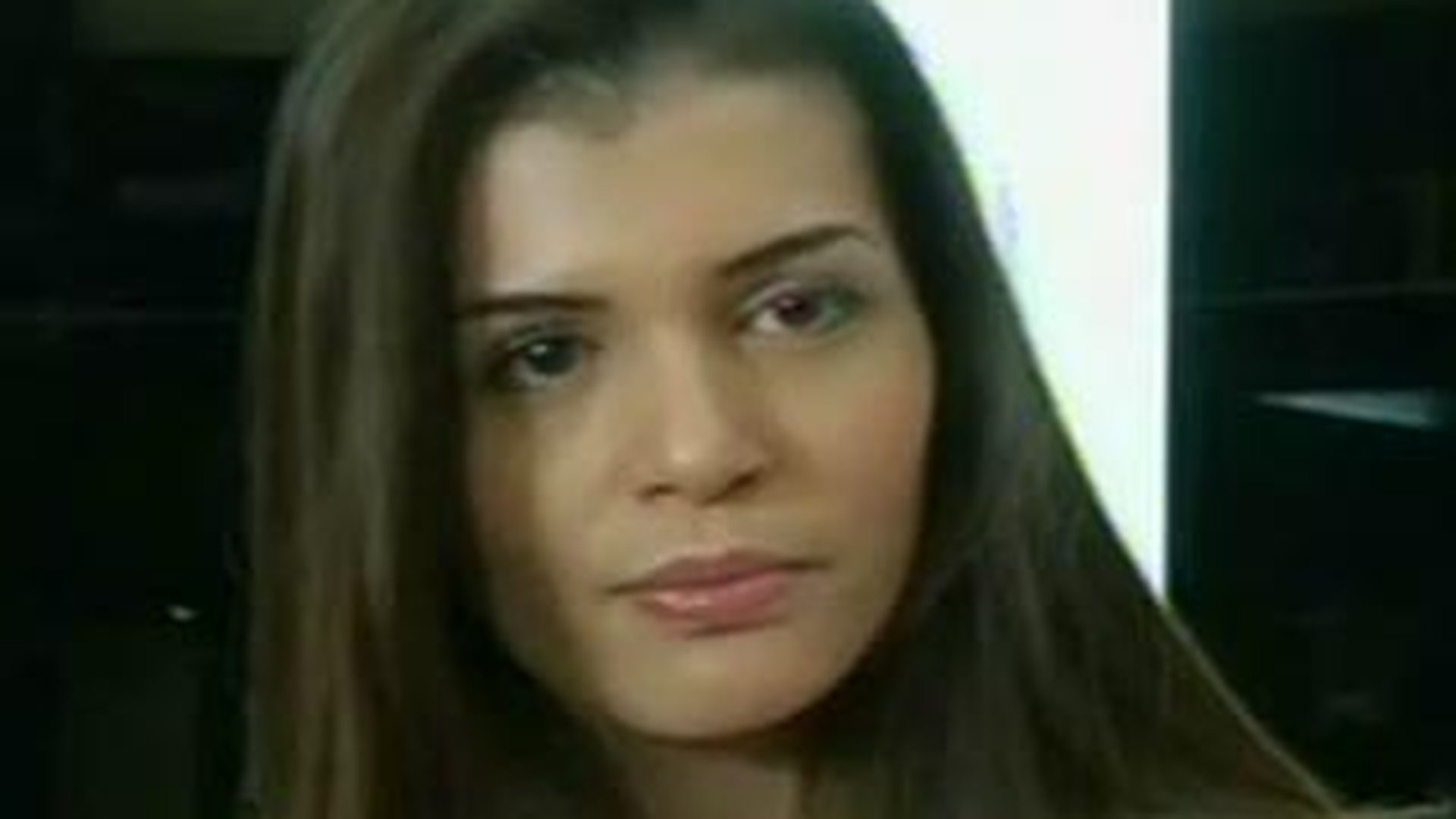 VIDEO Moni: "De acum inainte ma apuc de afaceri, modellingul nu mai e prioritatea mea"