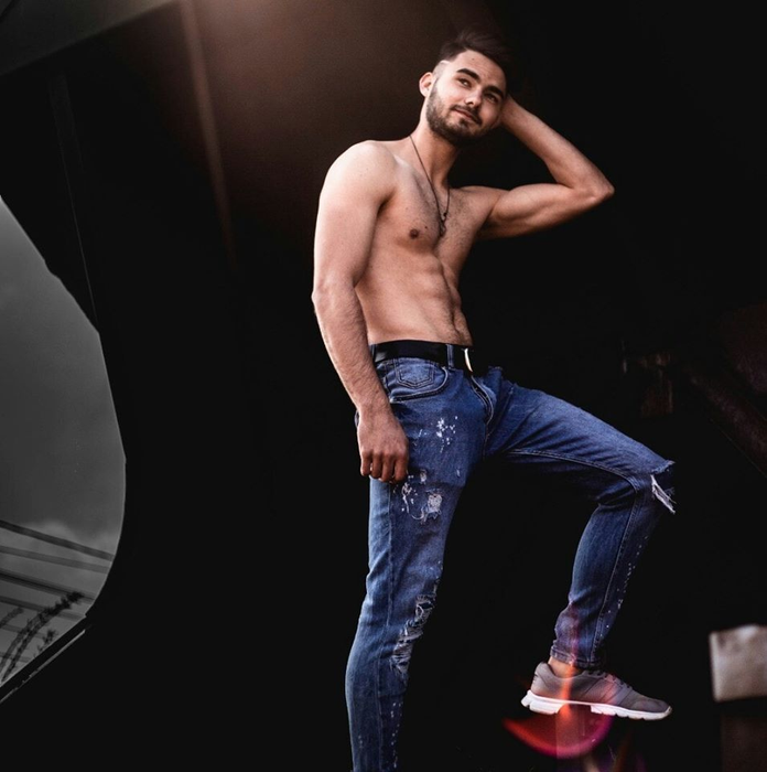 Gestul sfâșietor făcut de Vasile Burtea cu câteva zile înainte să se sinucidă. Care sunt două dintre ultimele mesaje postate pe Facebook