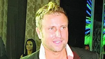 Aleasa lui Bote e animatoare de club