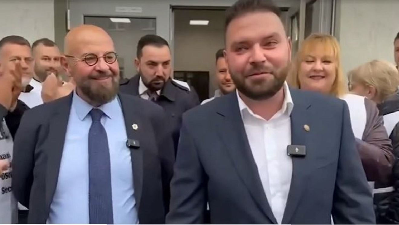 Vlad Popescu, pe urmele tatălui său. Piedone îi susține candidatura la Primăria Sectorului 5: "A crescut 30 de ani în Administrația Locală, o are în sânge!"