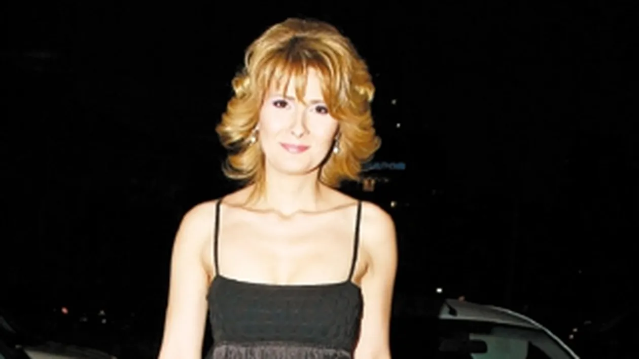 Sandra Stoicescu, atrasa de gothic rock Ma imbracam toata in negru si ascultam Sepultura