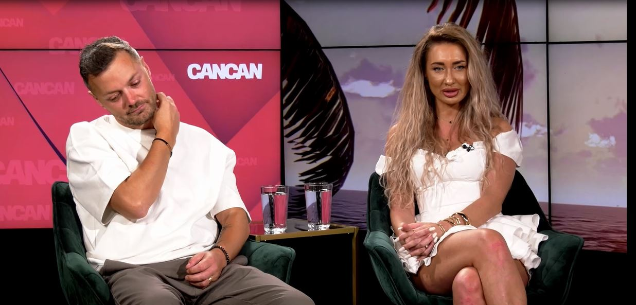 Maria explică ce sunt petele roșii de pe genunchi!