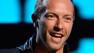 I-au surprins! Chris Martin, fostul soţ al actriţei Gwyneth Paltrow, s-a cuplat cu fata lui Don Johnson! Prietenii i-au trădat! 