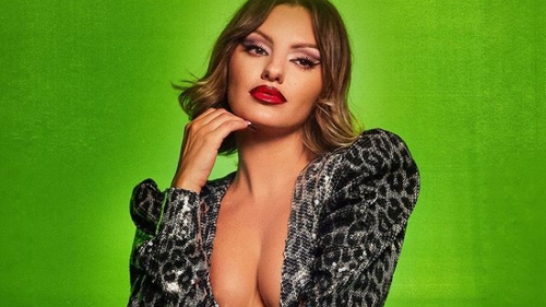 Alexandra Stan a vrut să semneze un contract cu un site pentru adulţi: "Aveam şi un nume pentru asta"