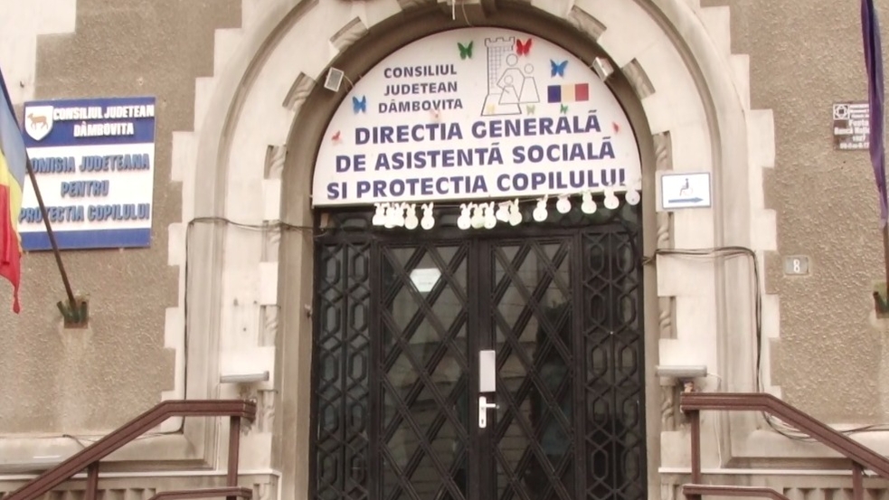 Din centrul de protecție, la prostituție. O minoră din Dâmbovița, racolată pe rețelele de socializare, sechestrată și ”pregătită pentru export”